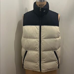 Vintage Abercrombie & Fitch A&F Two Tone Cream/Navy Goose Down Puffy Vest M
Y2K